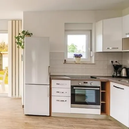 Augustina By Guide 法扎纳