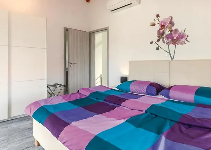 Augustina By Guide 别墅 法扎纳