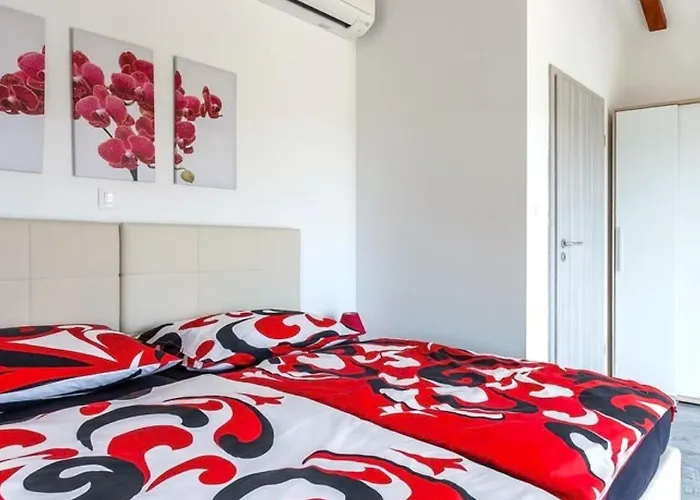 别墅 Augustina By Guide *