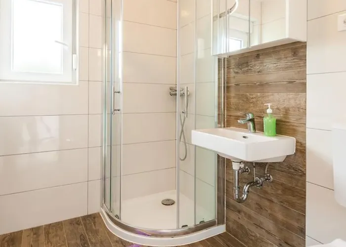 Augustina By Guide *